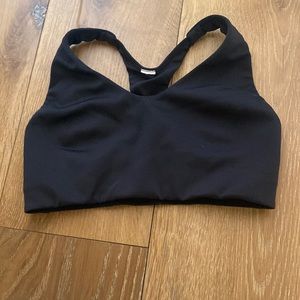 Black lululemon yoga bra